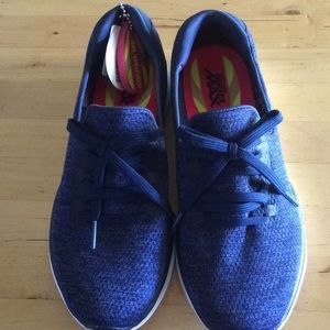 Sketchers Women’s Goga Max shoes